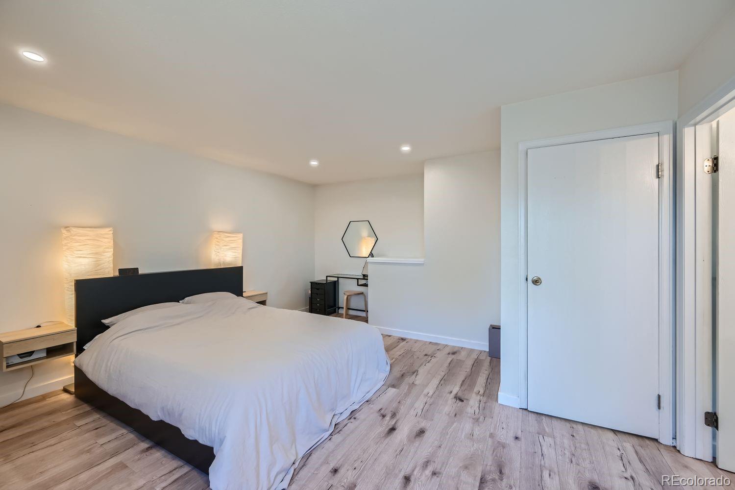 MLS Image #9 for 4600  dillon street,denver, Colorado