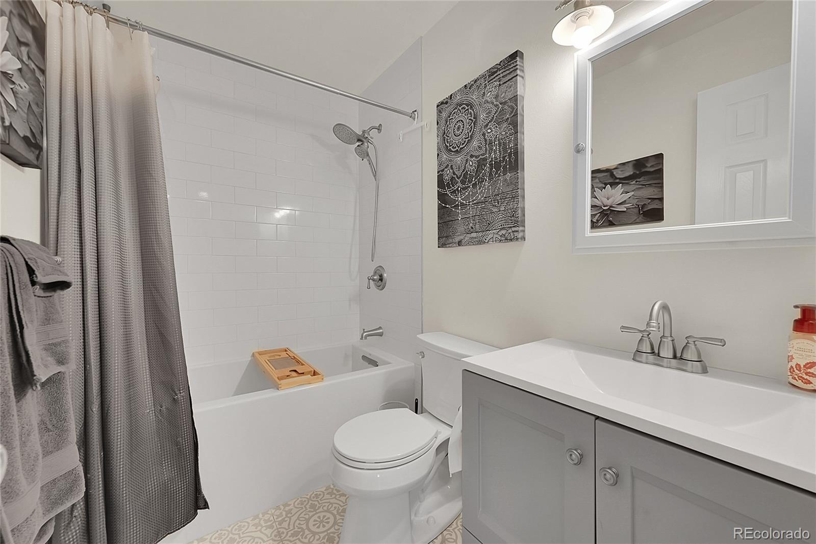 MLS Image #9 for 10430 w jewell avenue b,lakewood, Colorado