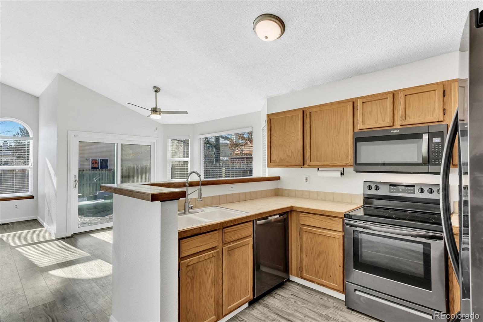 MLS Image #10 for 17954 e bates avenue,aurora, Colorado