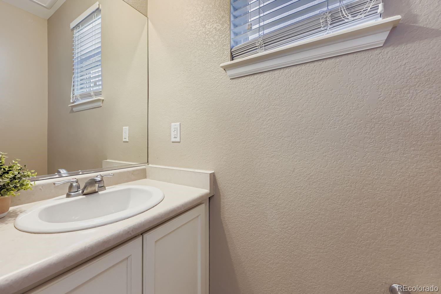 MLS Image #15 for 16683 e 102nd avenue,commerce city, Colorado