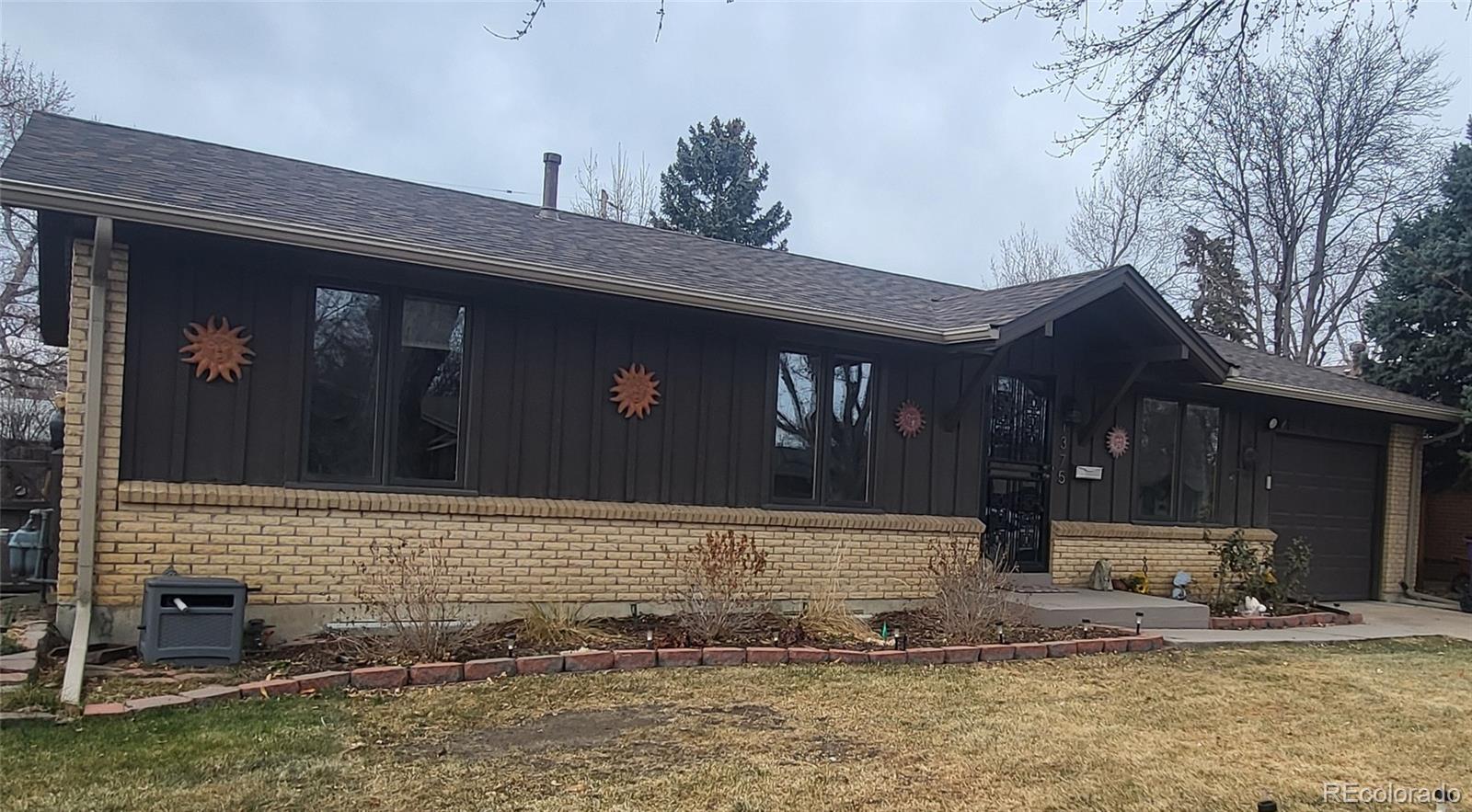 MLS Image #1 for 1375 s newport street,denver, Colorado