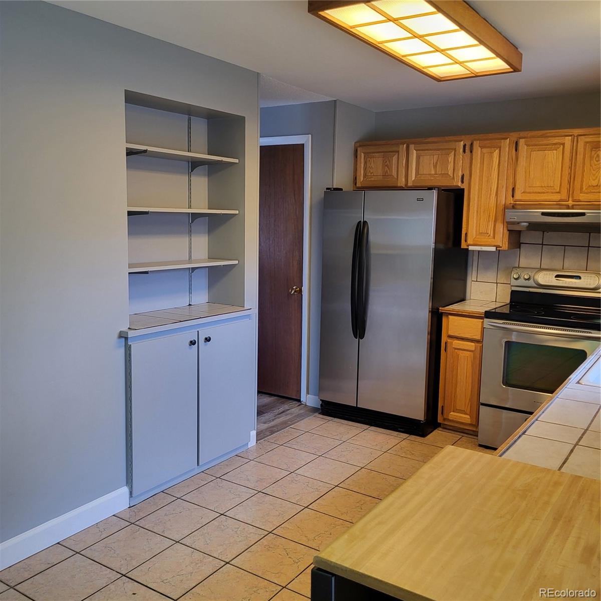 MLS Image #10 for 1375 s newport street,denver, Colorado