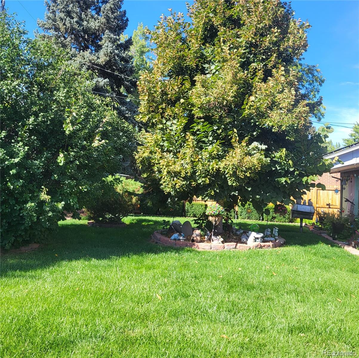 MLS Image #6 for 1375 s newport street,denver, Colorado