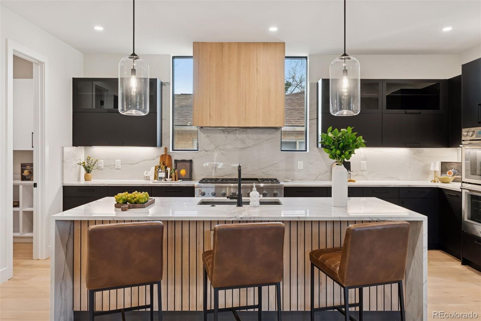 MLS Image #8 for 2909  ohio way,denver, Colorado