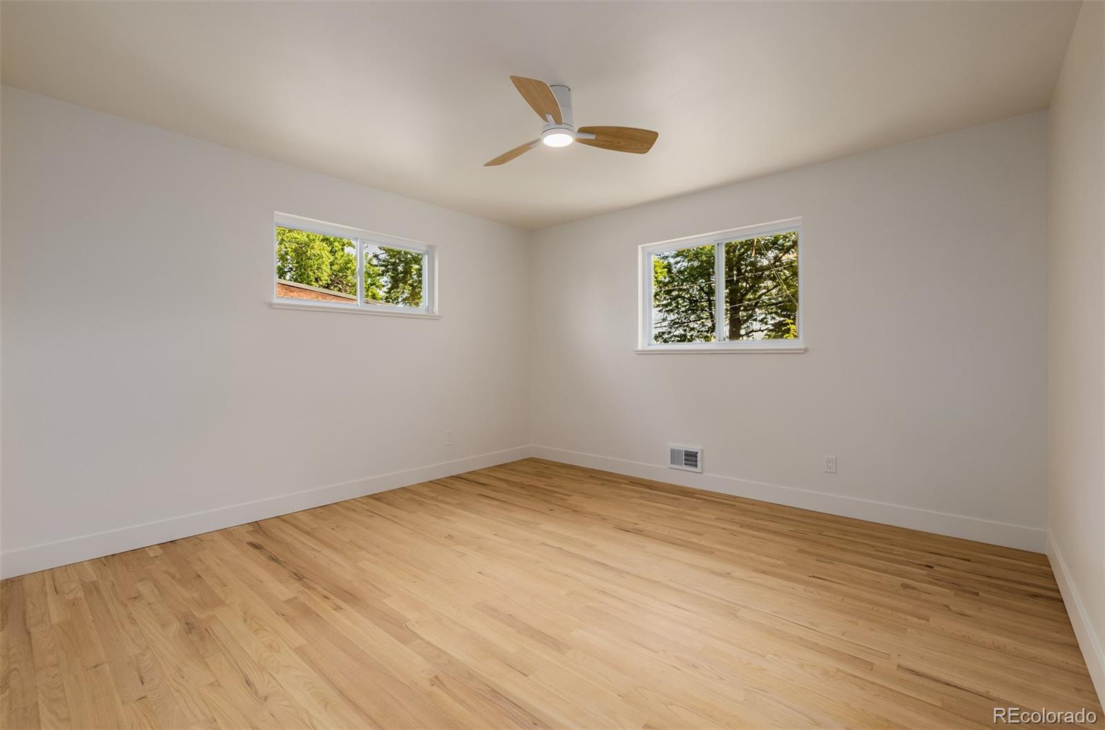 MLS Image #31 for 1948 s zenobia street,denver, Colorado