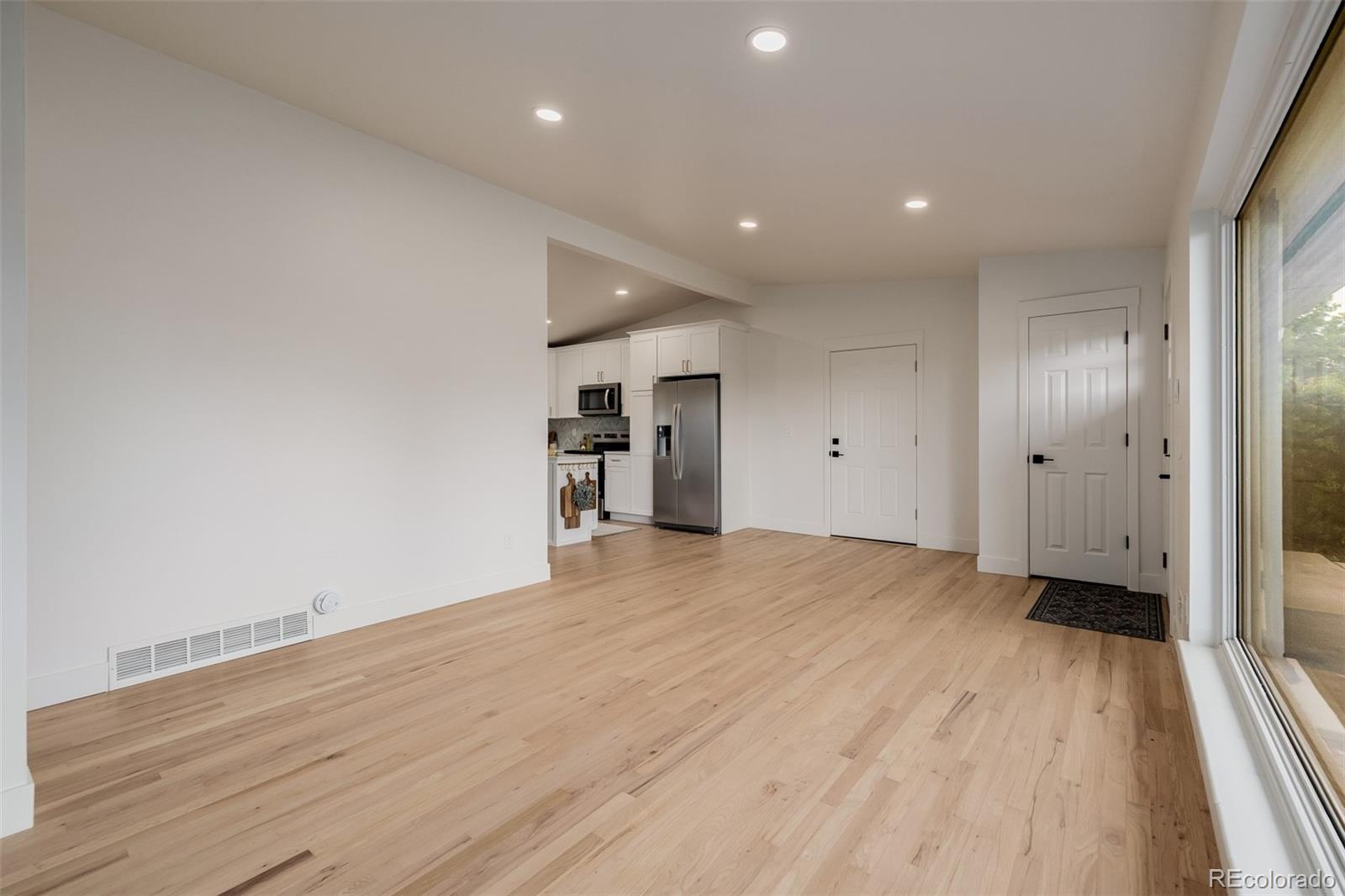 MLS Image #9 for 1948 s zenobia street,denver, Colorado