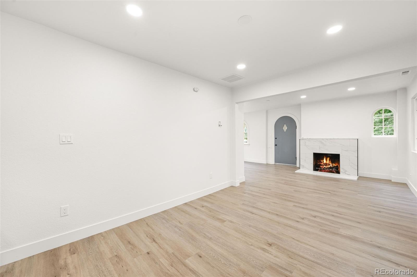 MLS Image #13 for 3747  stuart street,denver, Colorado