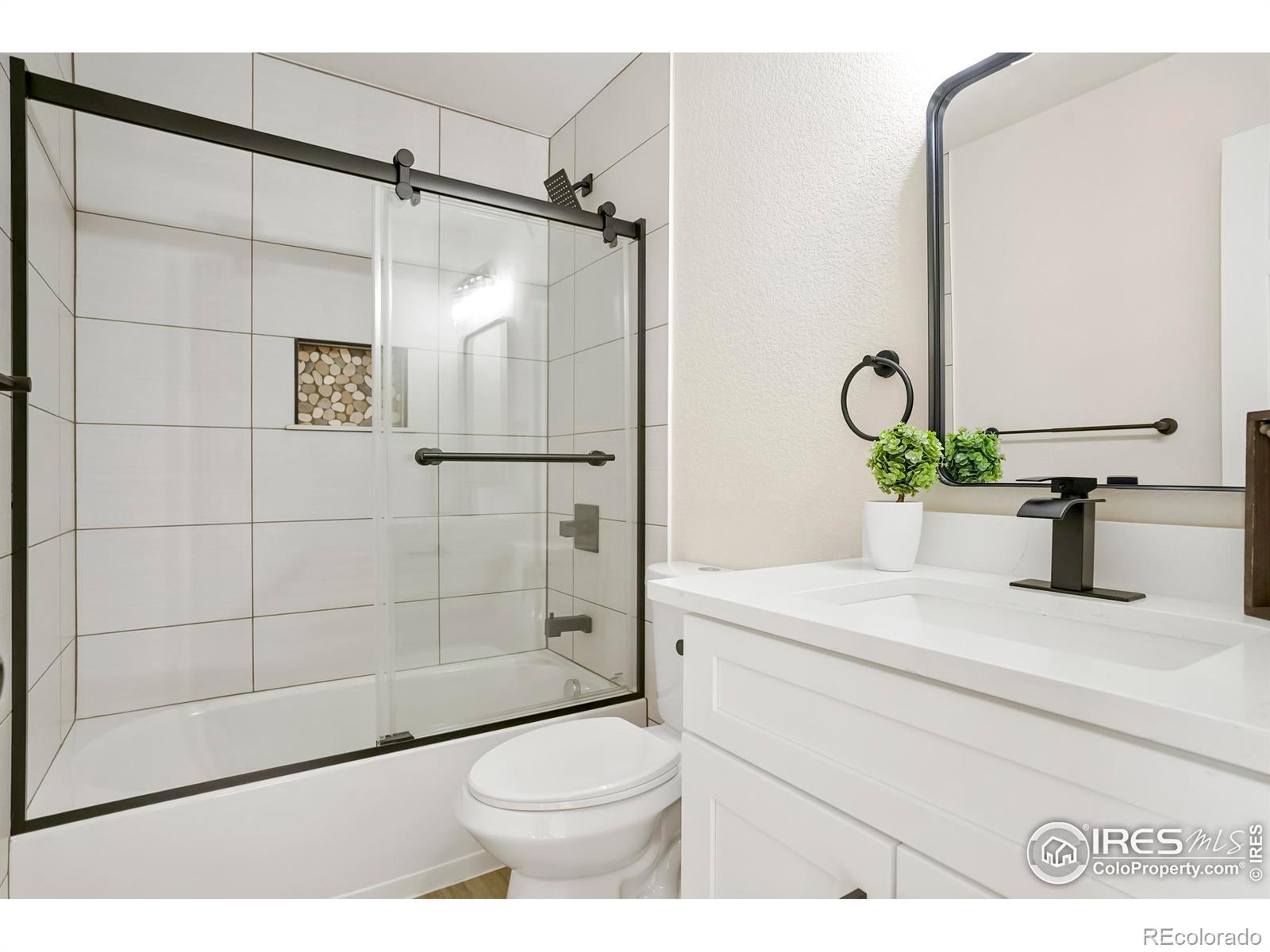 MLS Image #17 for 5619  blue mountain circle,longmont, Colorado