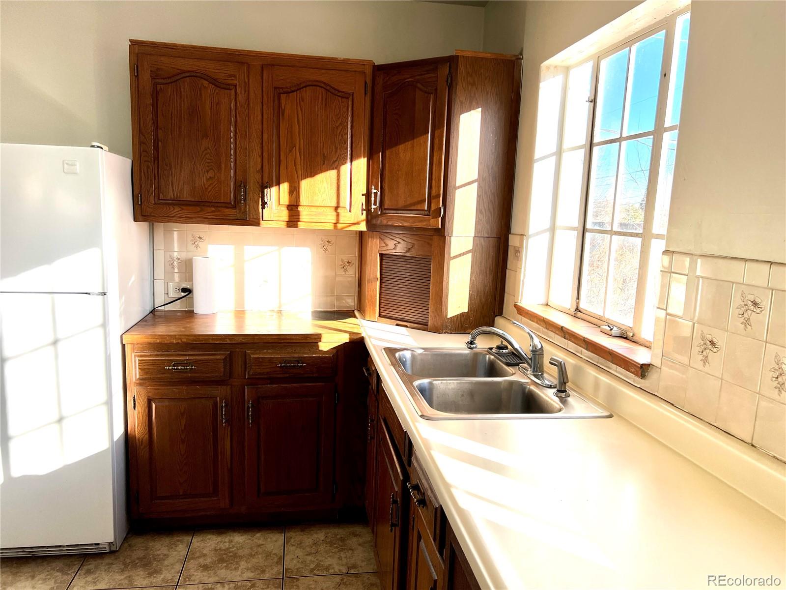MLS Image #10 for 320 s dale court,denver, Colorado