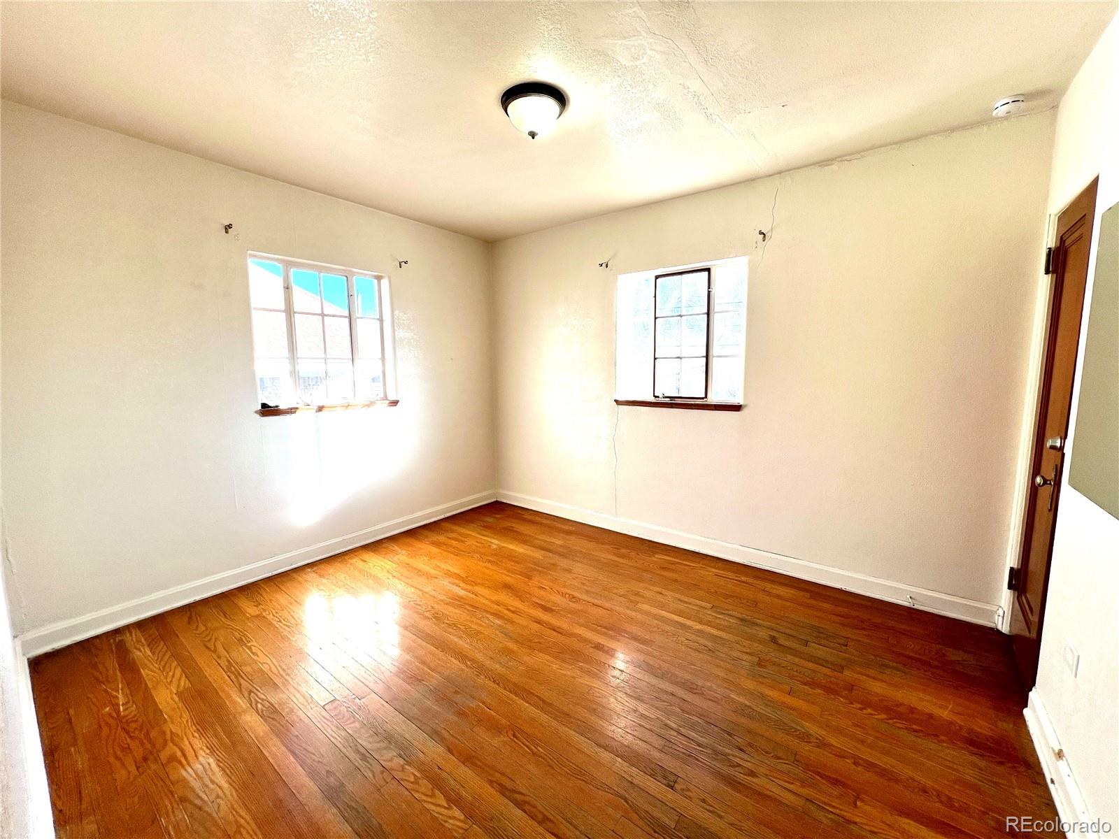 MLS Image #13 for 320 s dale court,denver, Colorado