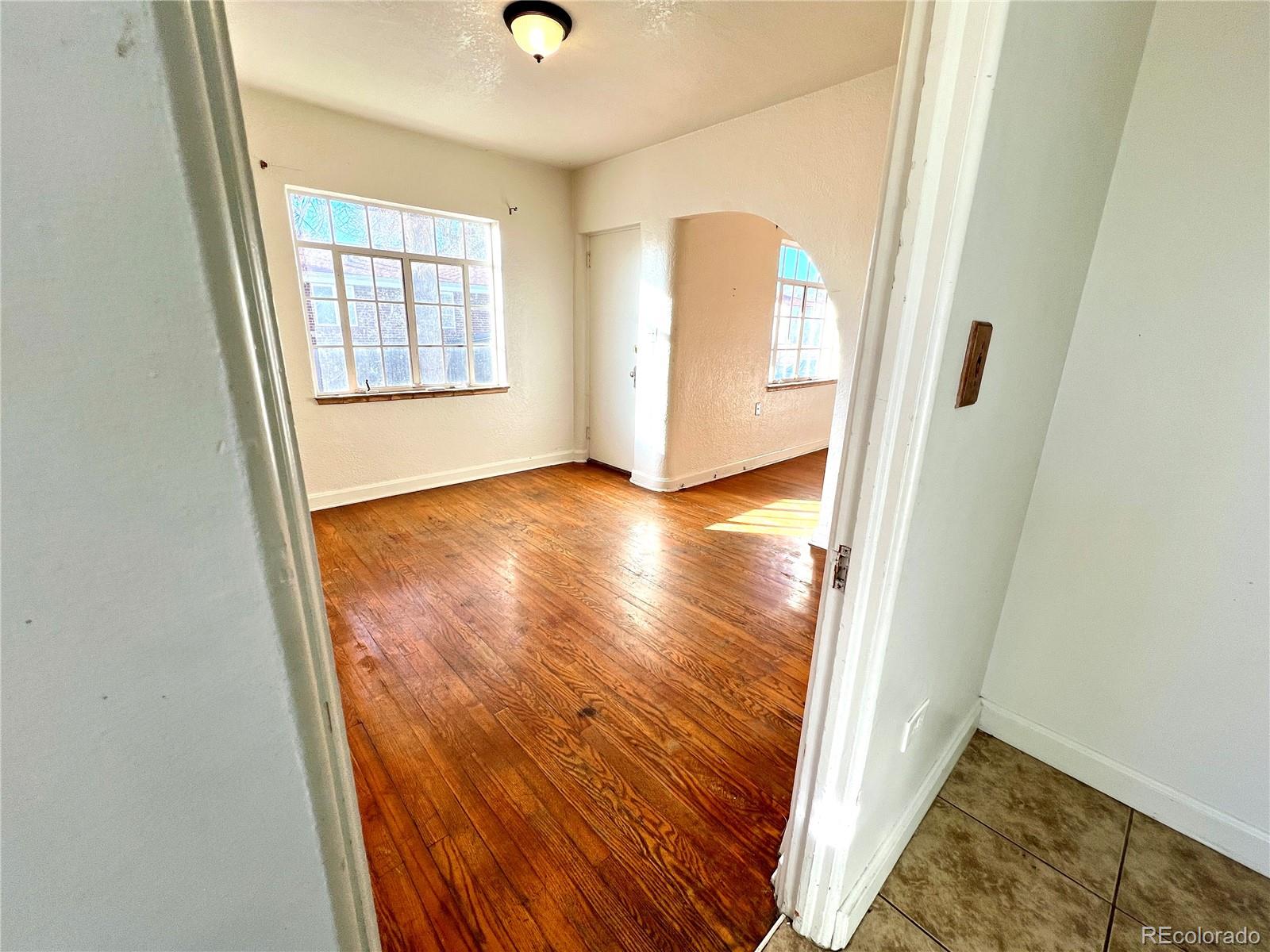 MLS Image #8 for 320 s dale court,denver, Colorado