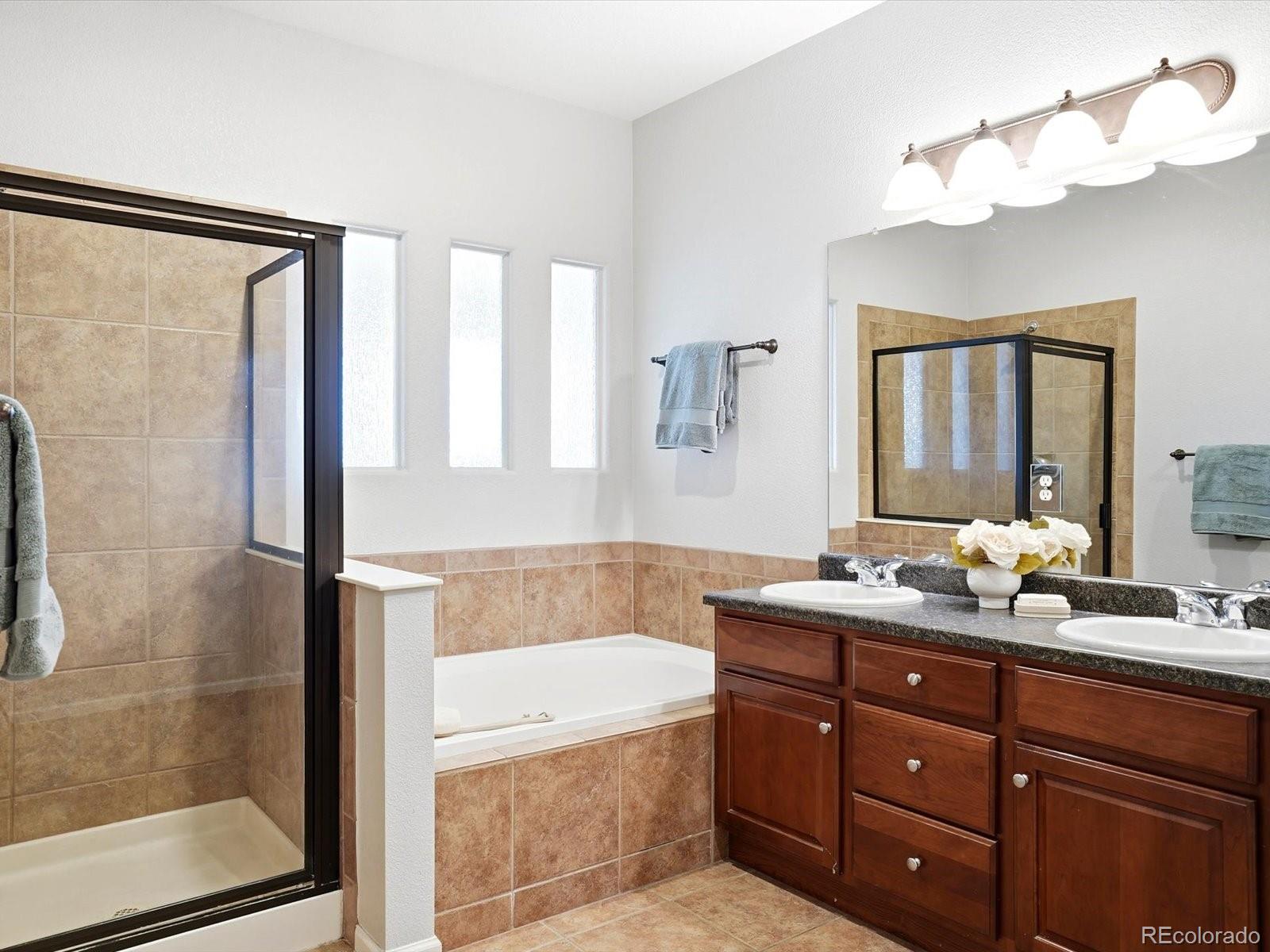 MLS Image #39 for 7777 e 23rd avenue 204,denver, Colorado