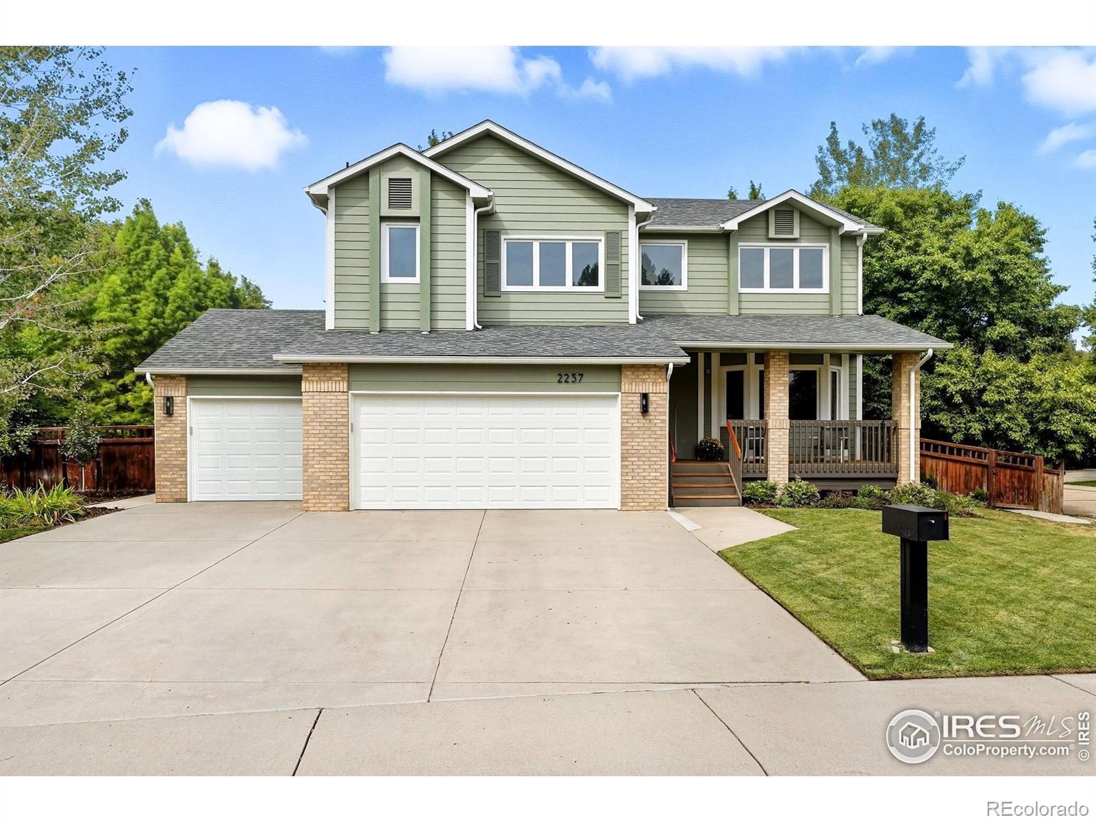 MLS Image #1 for 2237  eagleview way,longmont, Colorado