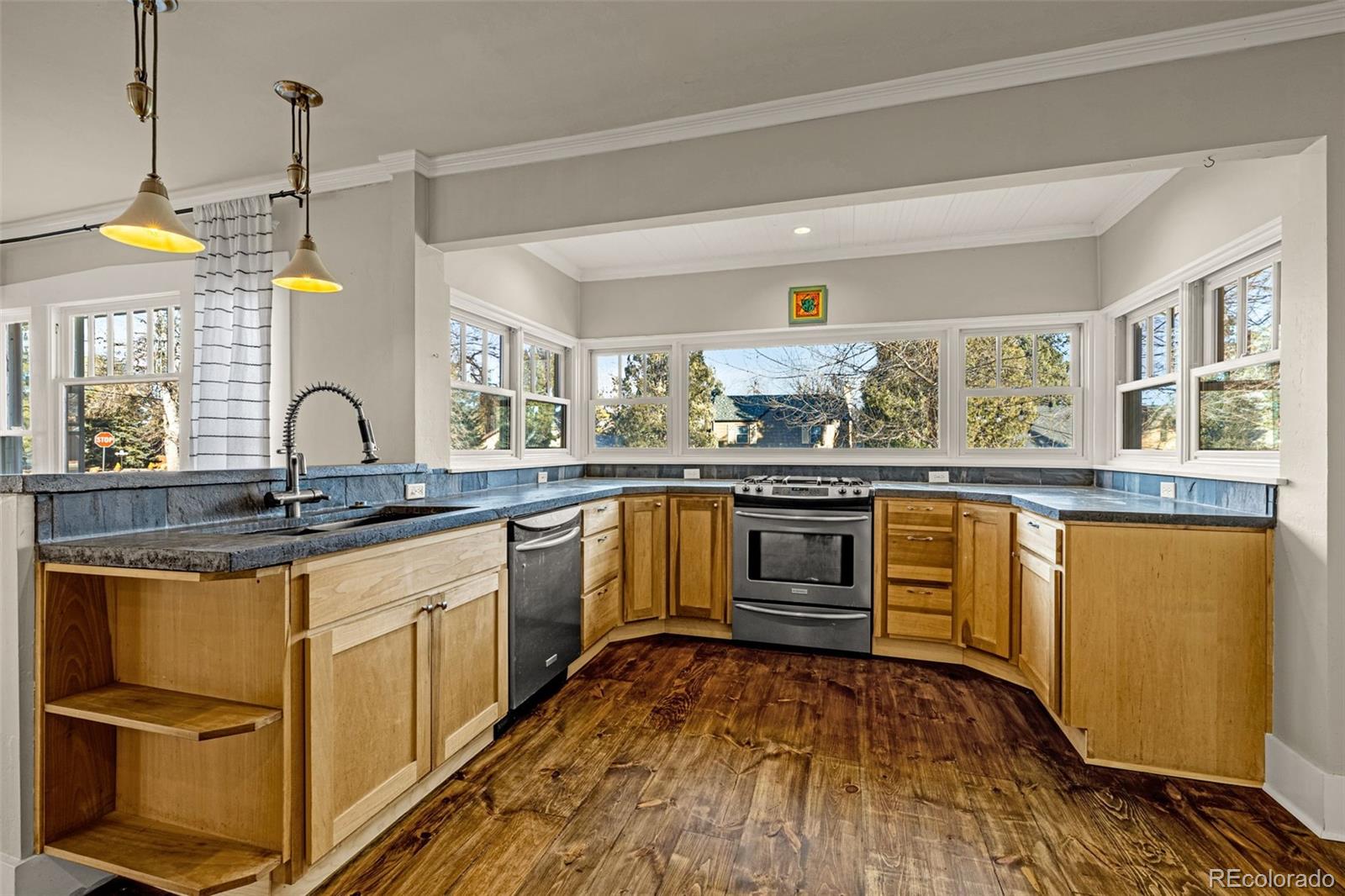 MLS Image #7 for 901  cheyenne boulevard,colorado springs, Colorado