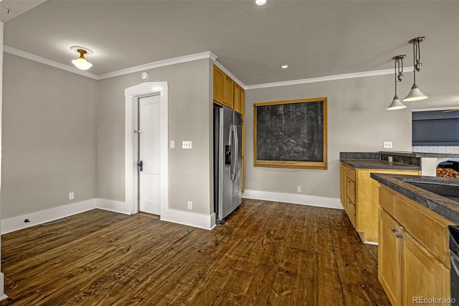 MLS Image #8 for 901  cheyenne boulevard,colorado springs, Colorado