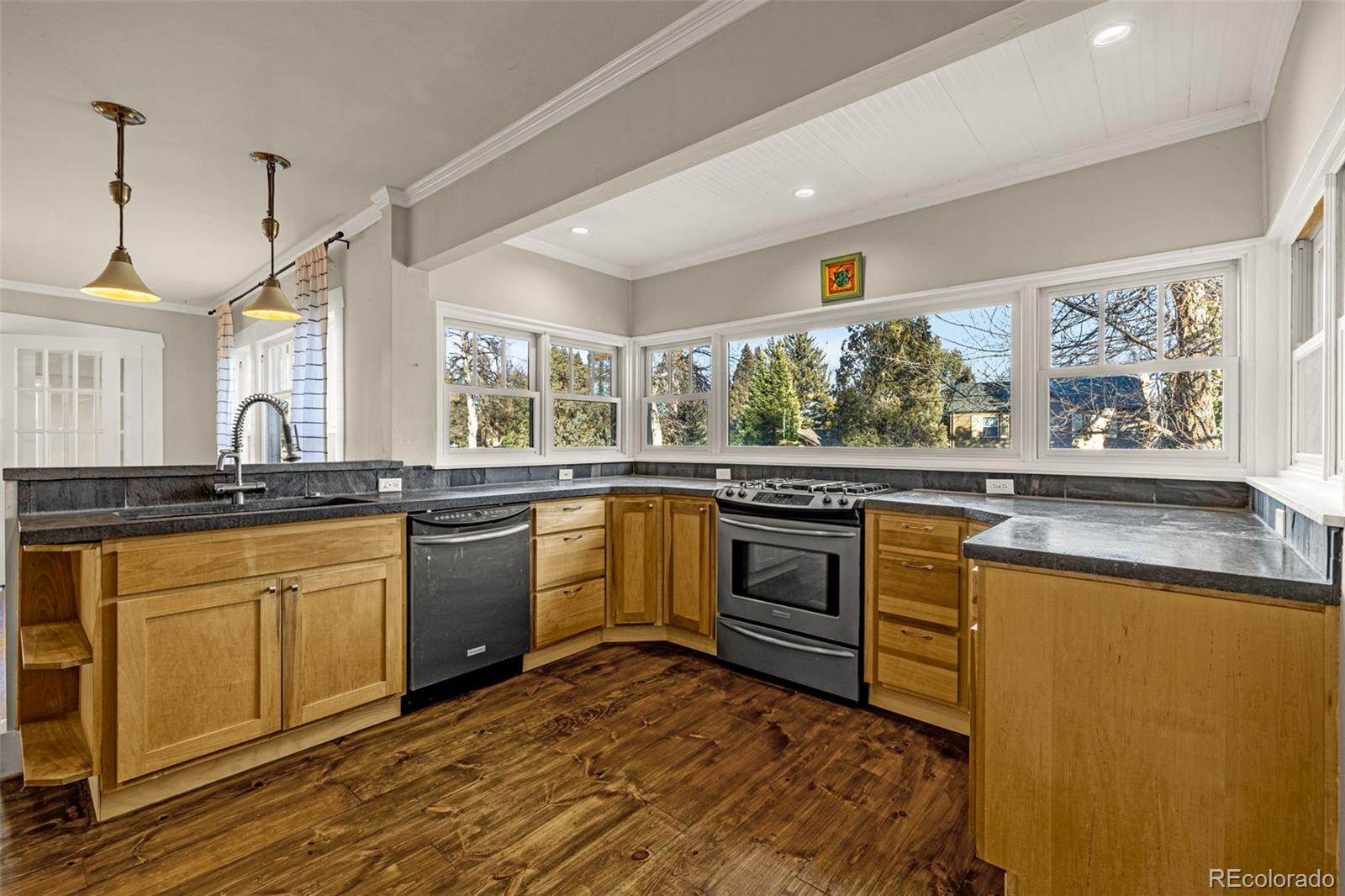 MLS Image #9 for 901  cheyenne boulevard,colorado springs, Colorado