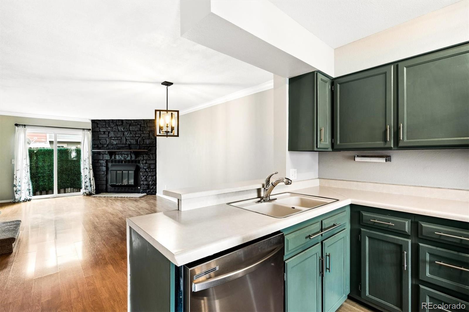 MLS Image #3 for 9782 w cornell place,lakewood, Colorado