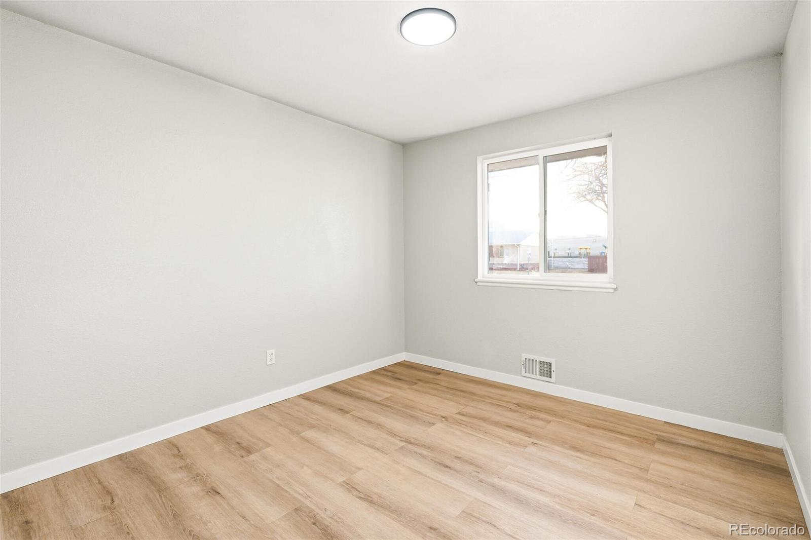 MLS Image #11 for 6890  ivanhoe street,commerce city, Colorado