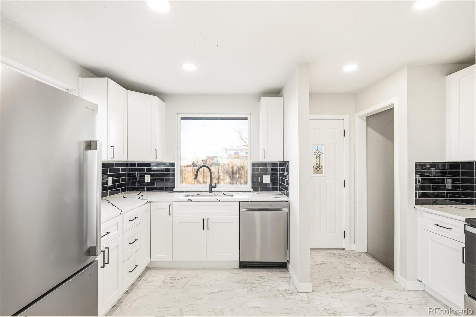 MLS Image #7 for 6890  ivanhoe street,commerce city, Colorado