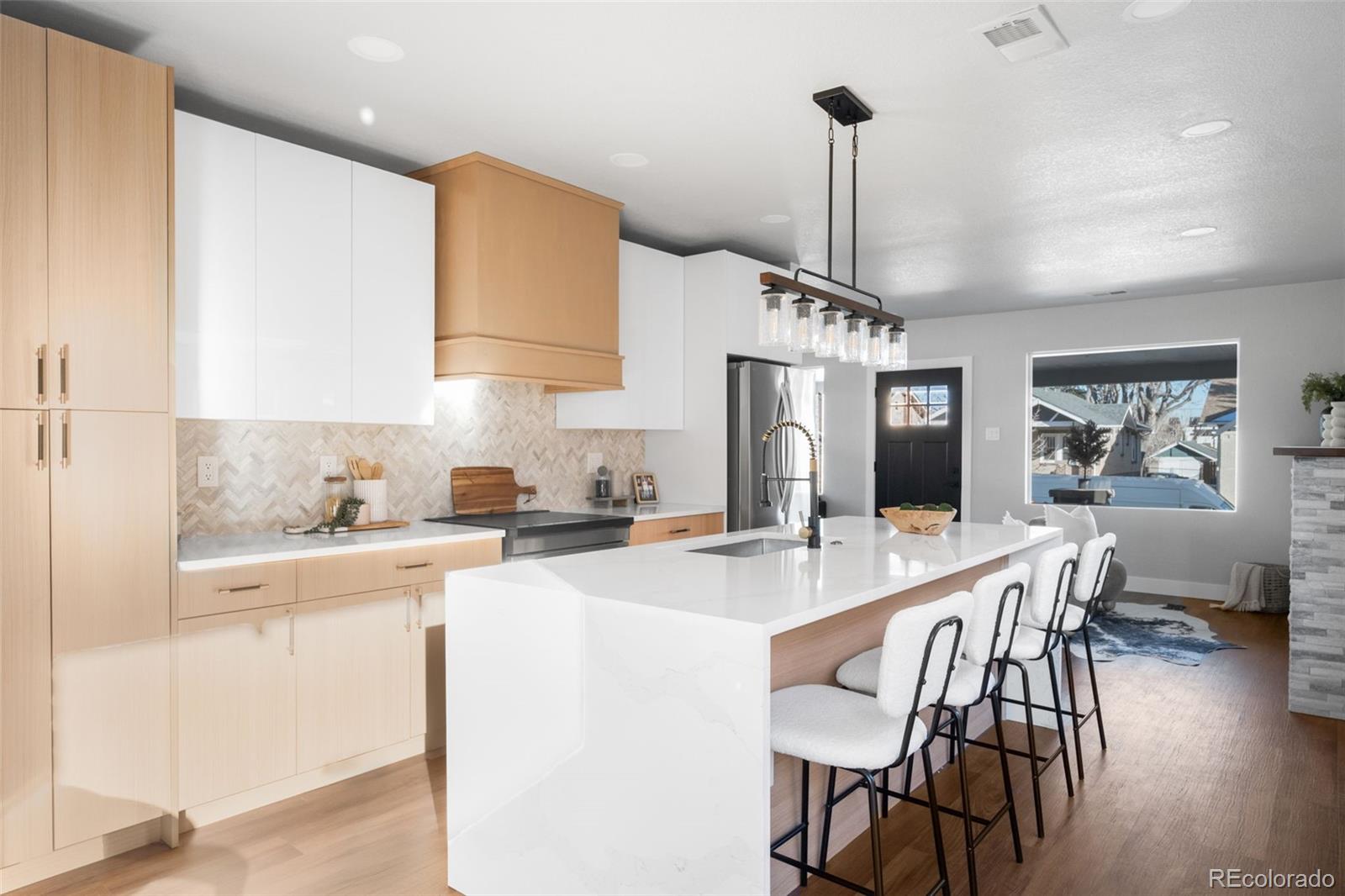 MLS Image #10 for 1577  newton street,denver, Colorado