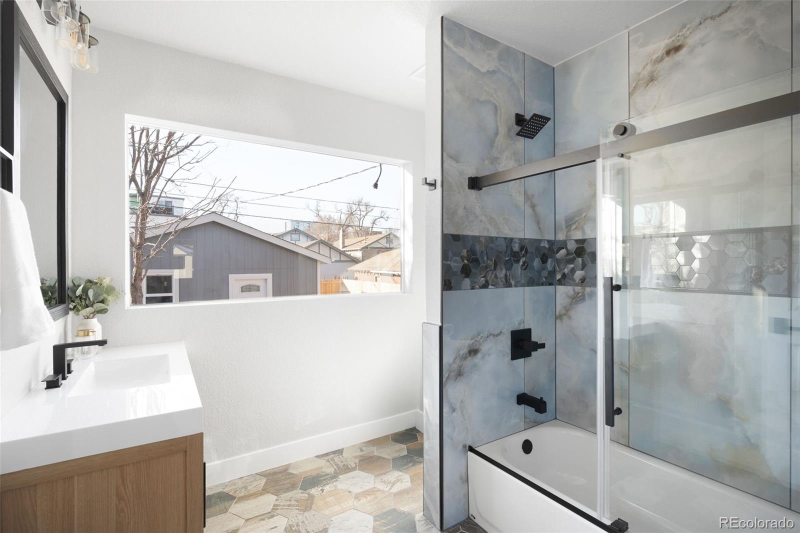 MLS Image #19 for 1577  newton street,denver, Colorado