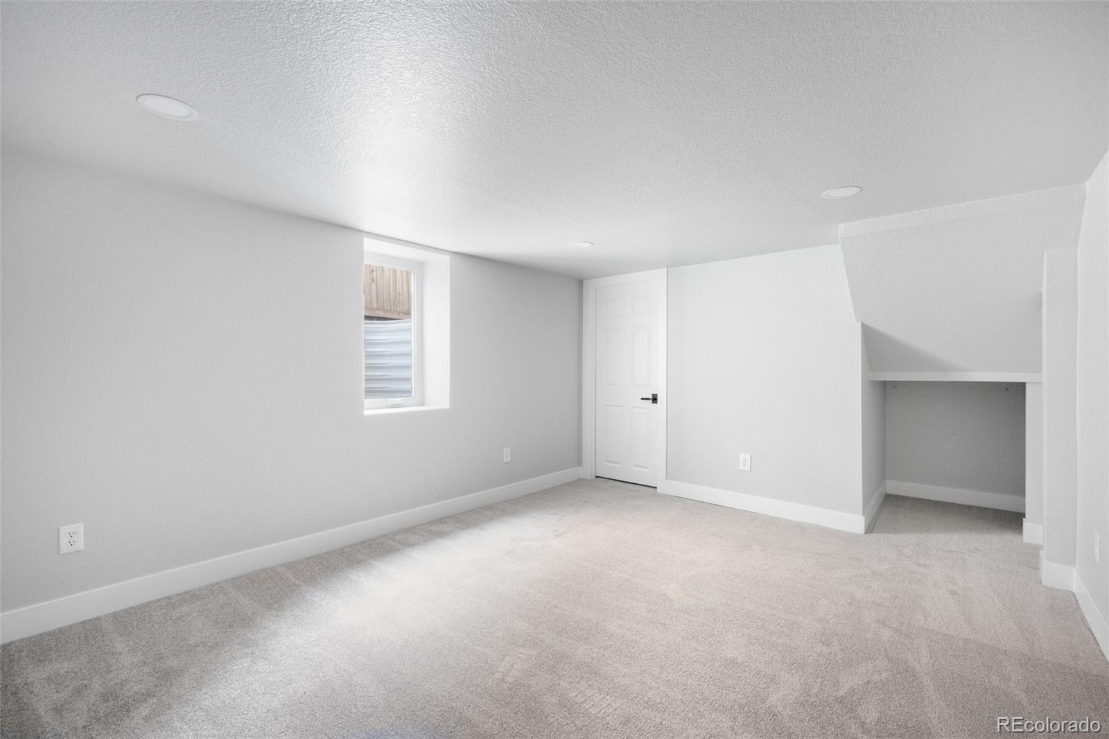 MLS Image #32 for 1577  newton street,denver, Colorado