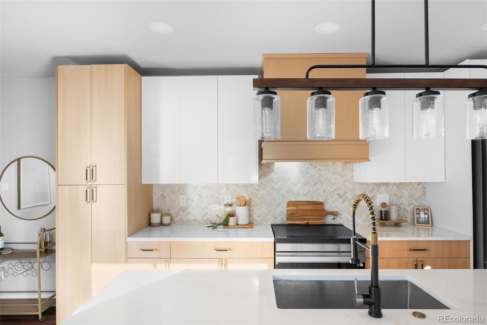 MLS Image #9 for 1577  newton street,denver, Colorado