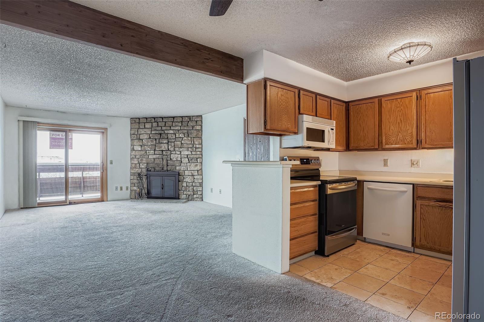MLS Image #4 for 431  wright street 202,lakewood, Colorado