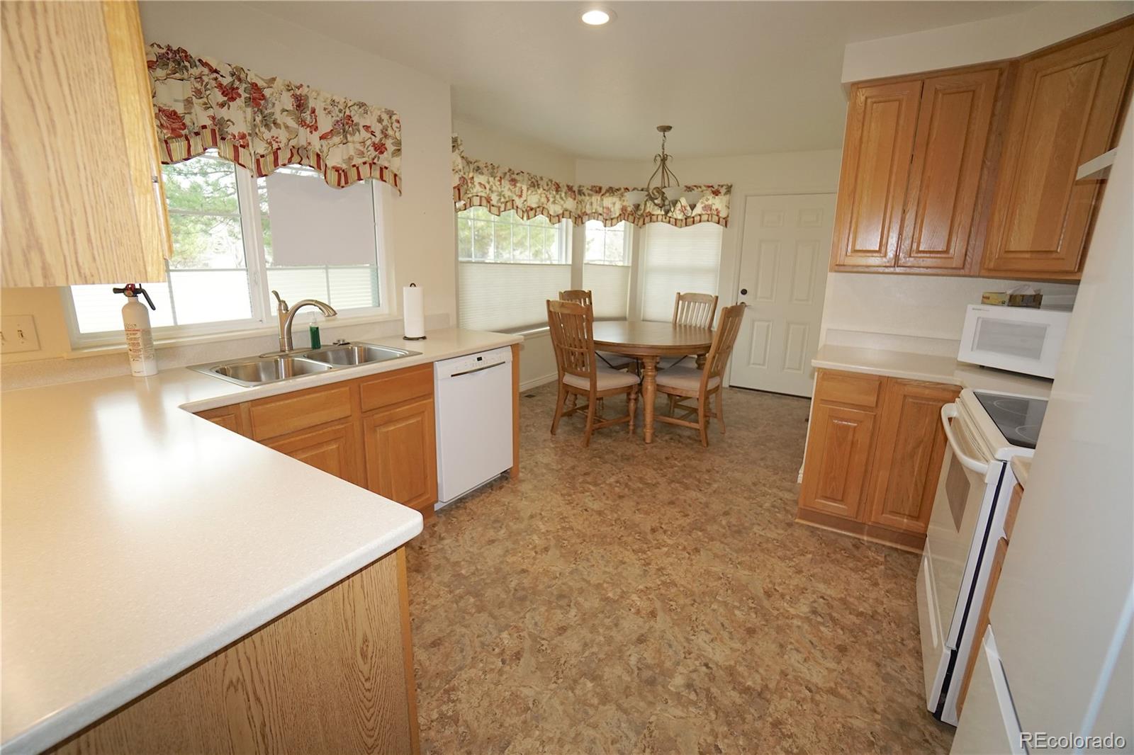 MLS Image #17 for 8201 s high court ,centennial, Colorado