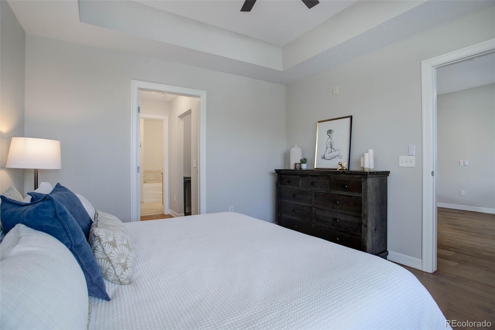 MLS Image #12 for 2200 s university boulevard 201,denver, Colorado