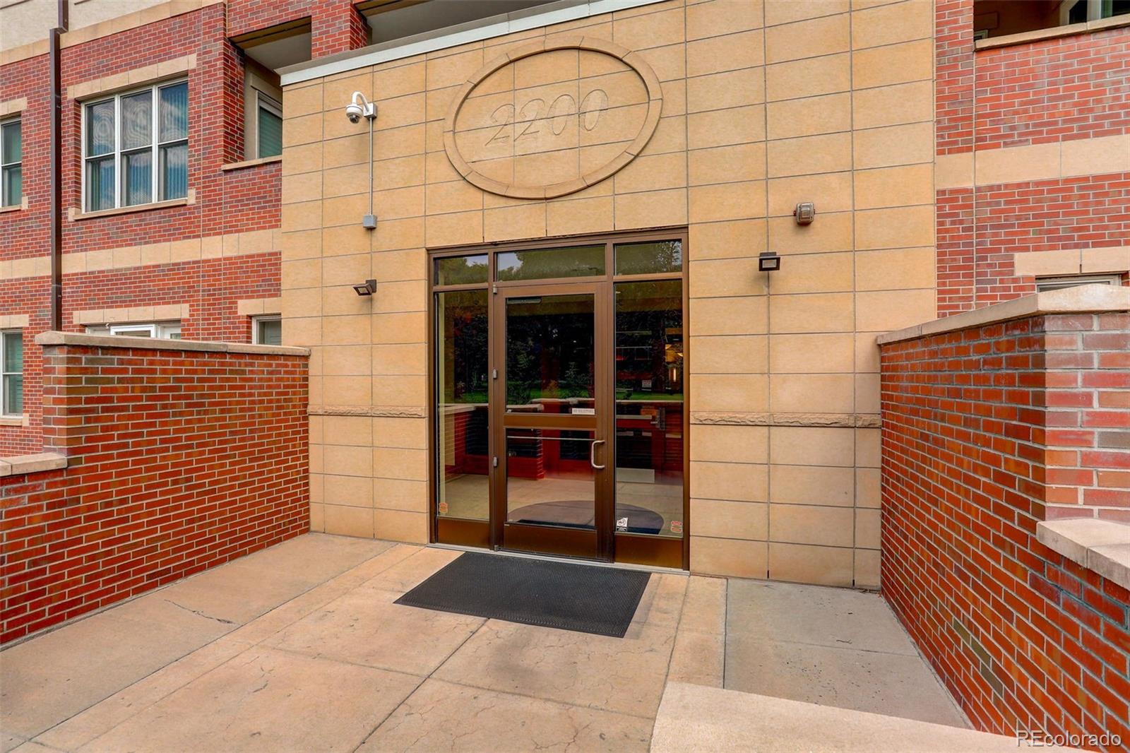 MLS Image #28 for 2200 s university boulevard 201,denver, Colorado