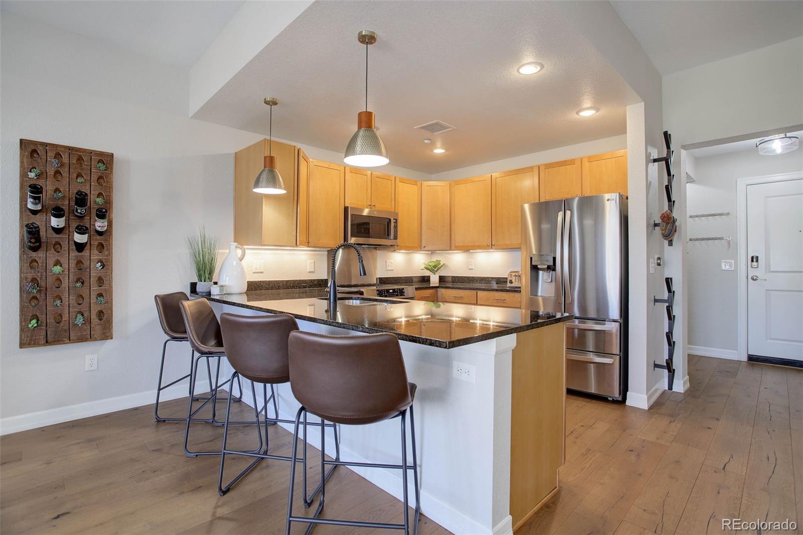 MLS Image #4 for 2200 s university boulevard 201,denver, Colorado