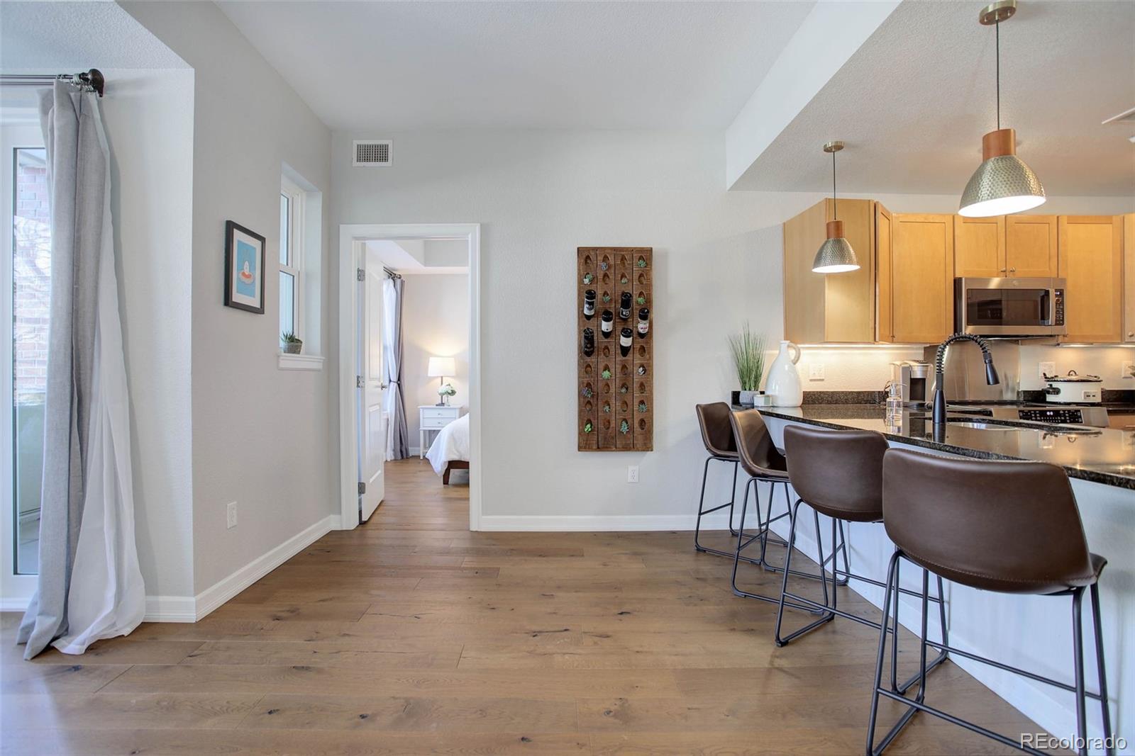 MLS Image #7 for 2200 s university boulevard 201,denver, Colorado