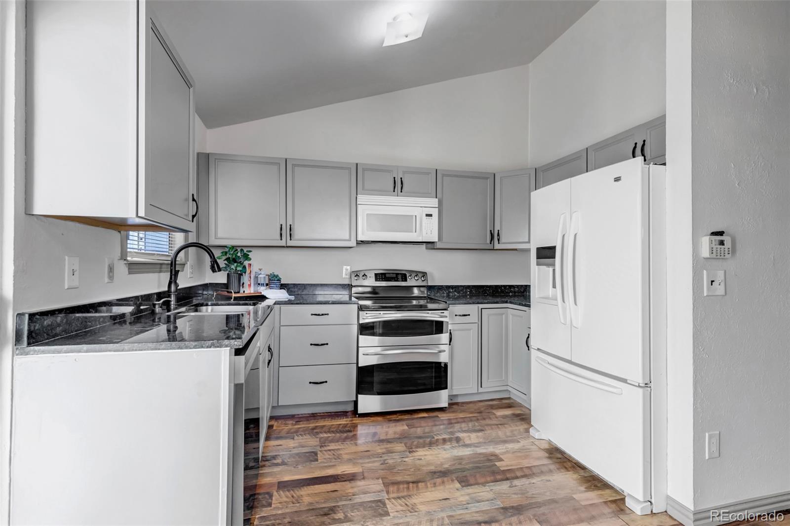 MLS Image #5 for 17562 e whitaker drive,aurora, Colorado
