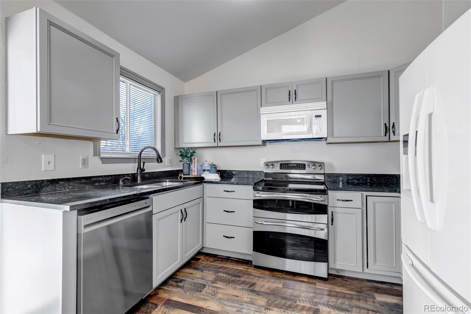 MLS Image #6 for 17562 e whitaker drive,aurora, Colorado