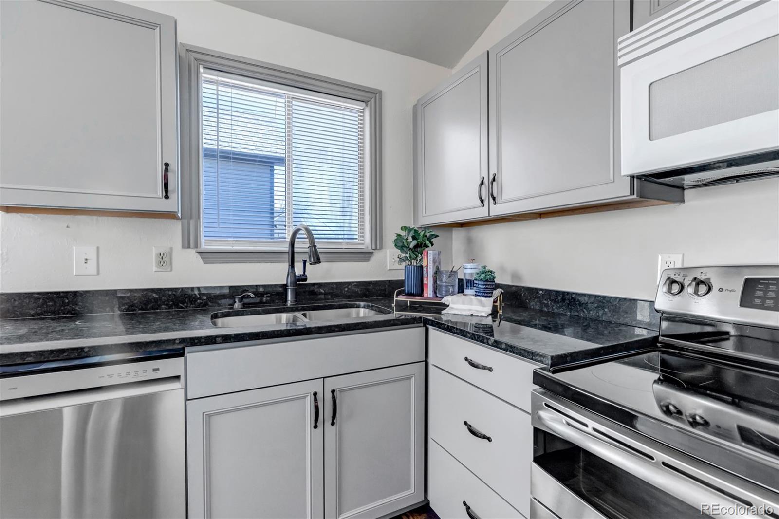 MLS Image #7 for 17562 e whitaker drive,aurora, Colorado