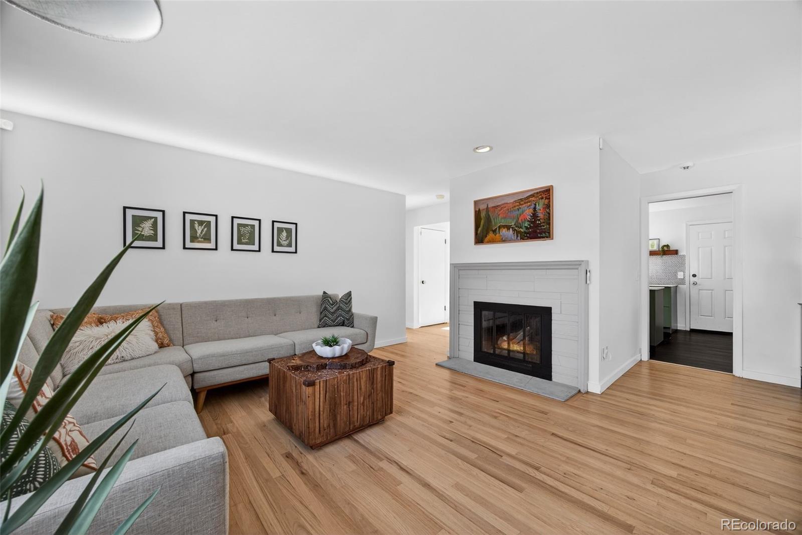 MLS Image #3 for 6927 s madison way,centennial, Colorado