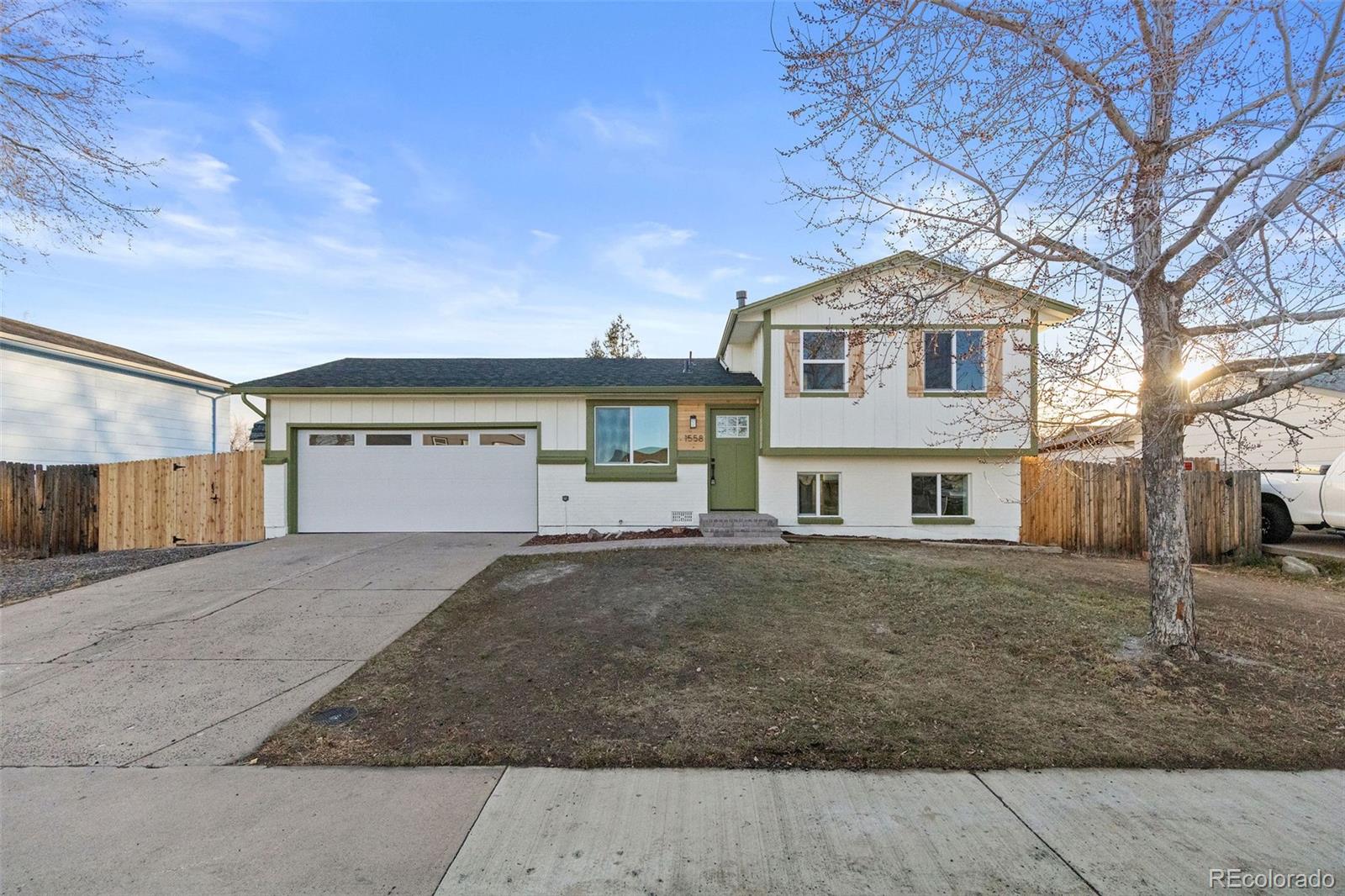 MLS Image #1 for 1558 s laredo court,aurora, Colorado