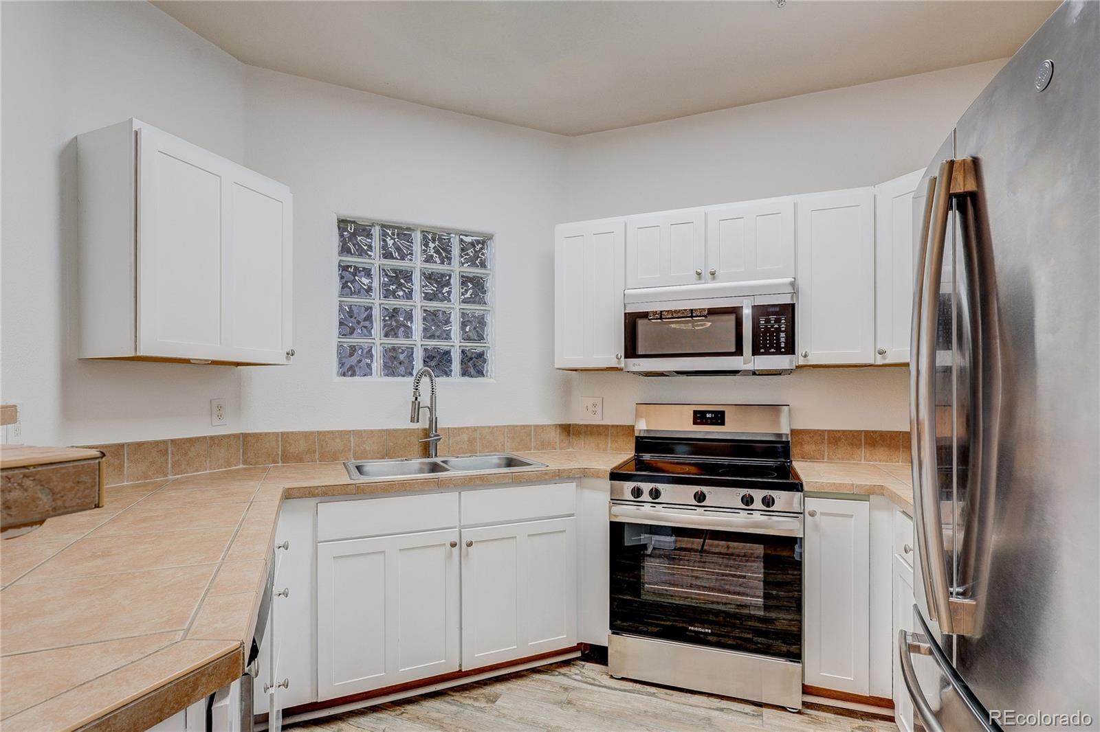 MLS Image #4 for 1661 w canal circle 312,littleton, Colorado
