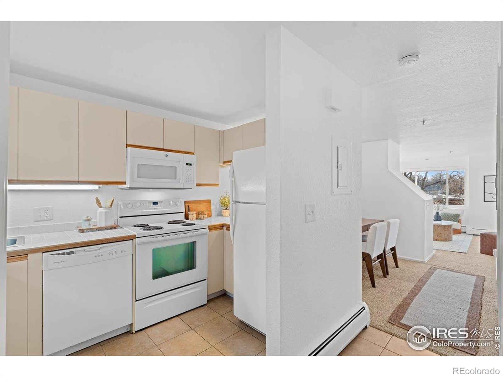 MLS Image #13 for 2201  pearl street,boulder, Colorado