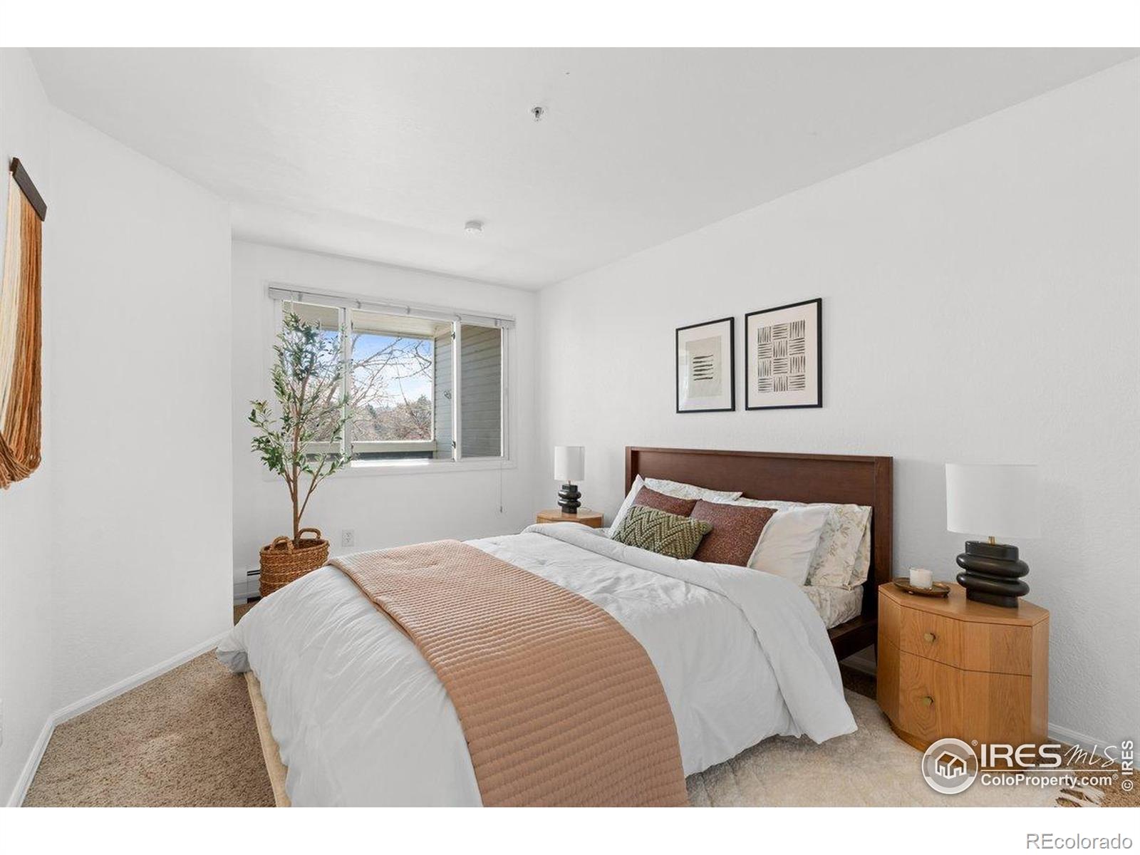 MLS Image #23 for 2201  pearl street,boulder, Colorado