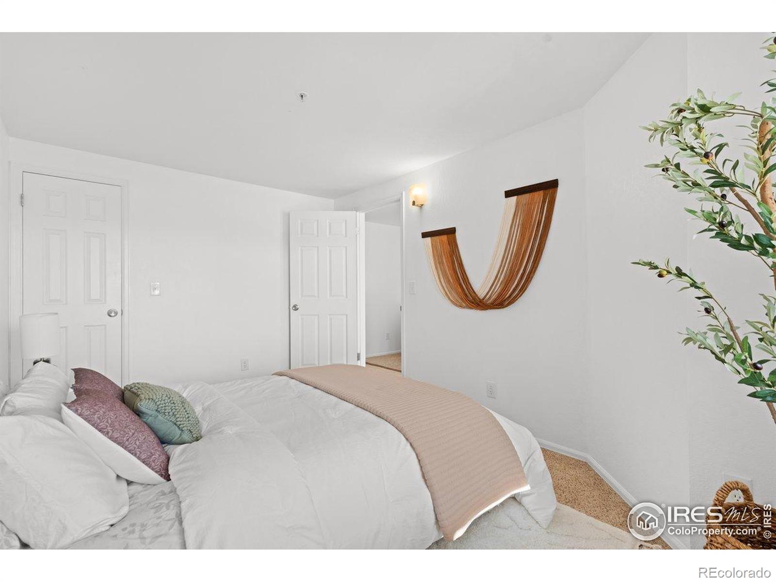 MLS Image #28 for 2201  pearl street,boulder, Colorado