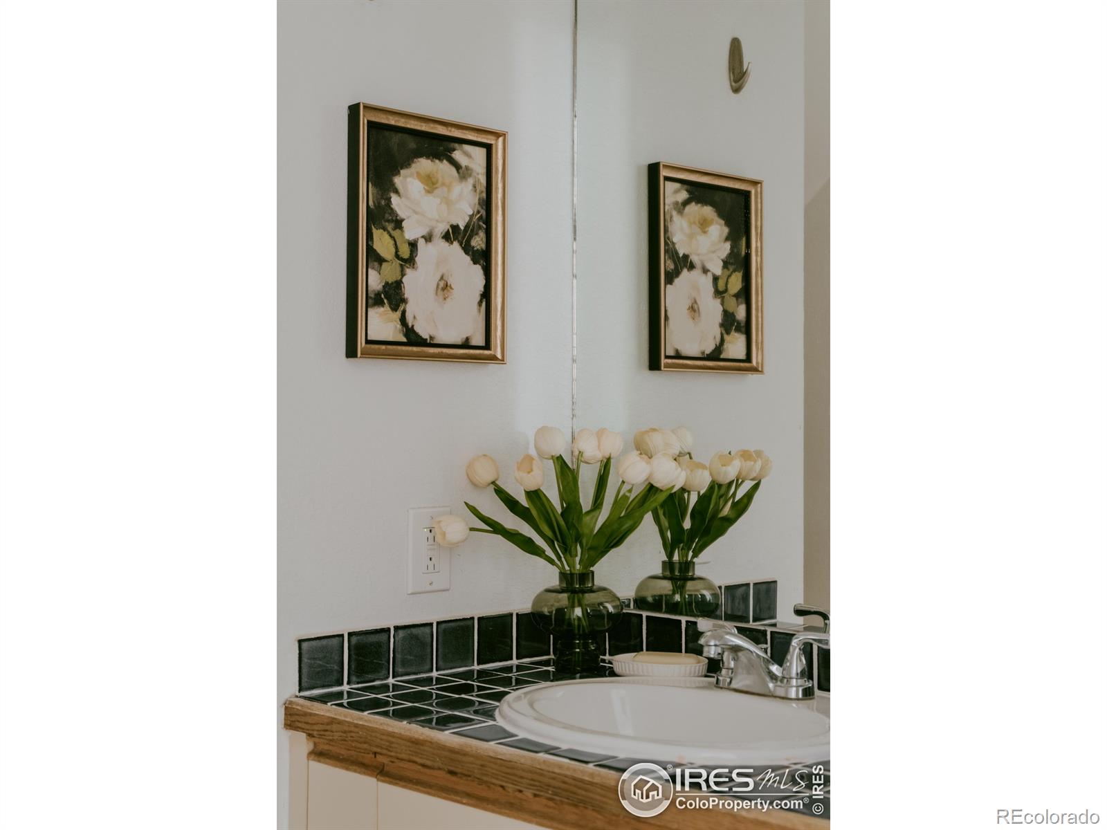 MLS Image #31 for 2201  pearl street,boulder, Colorado