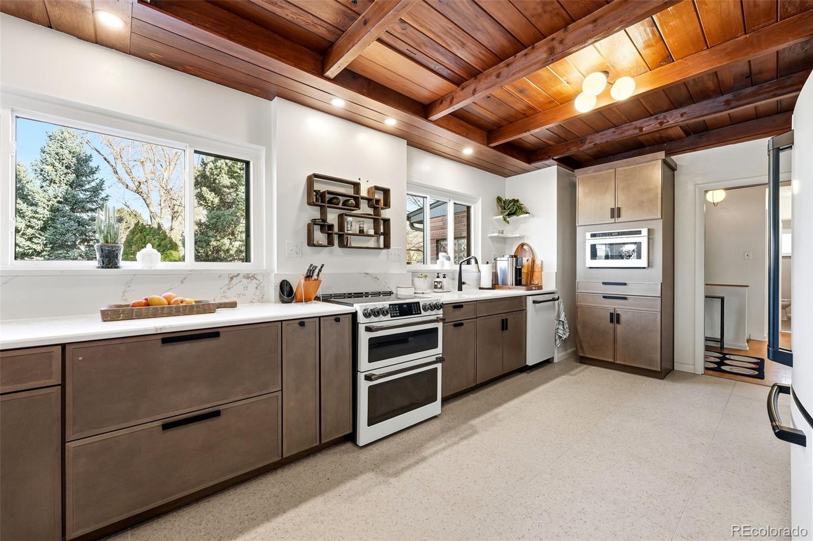 MLS Image #11 for 295  oneida street,denver, Colorado