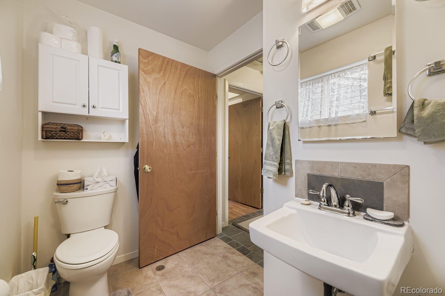 MLS Image #12 for 3319 s forest street,denver, Colorado