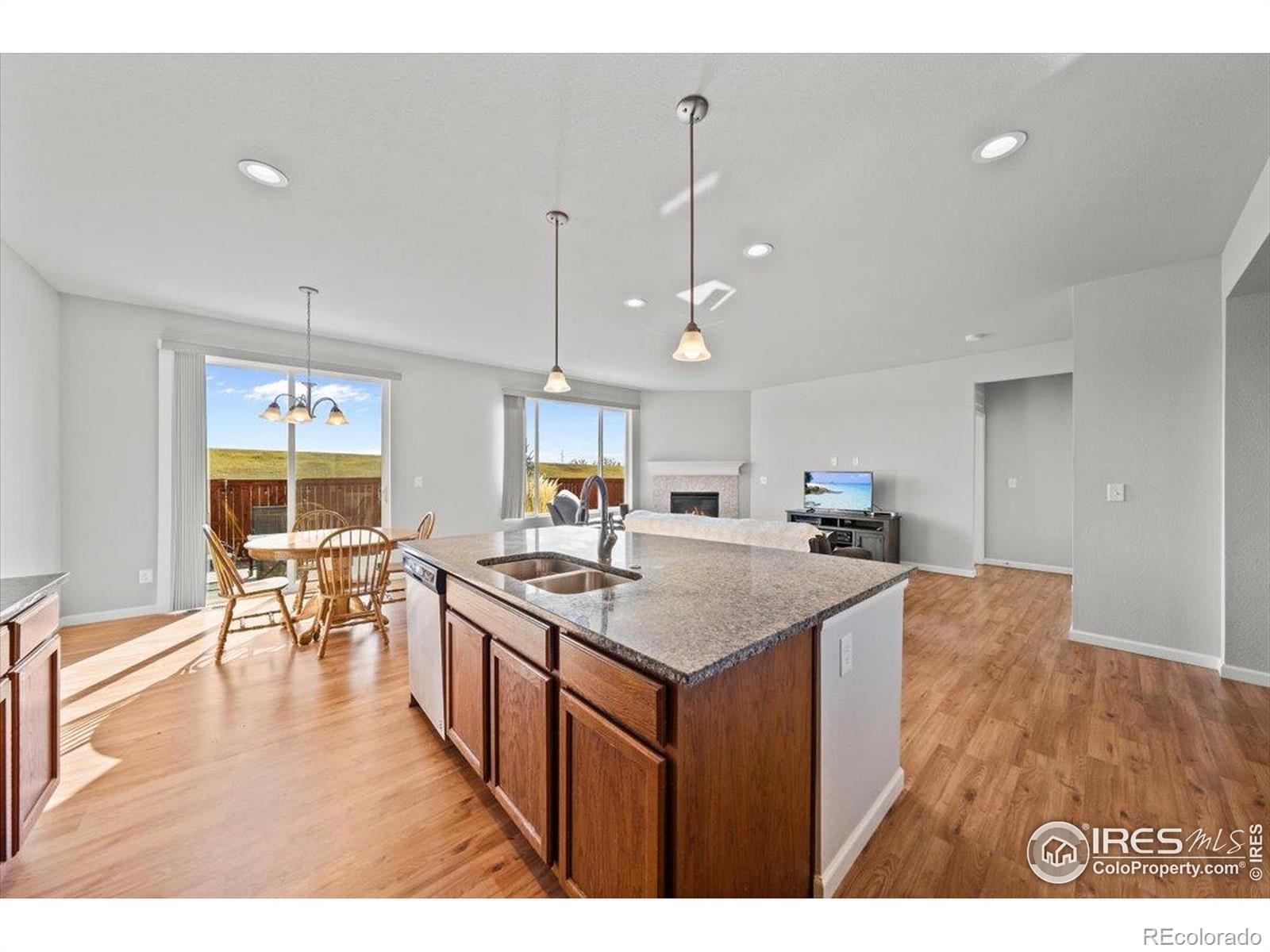 MLS Image #10 for 513  grand market avenue,berthoud, Colorado