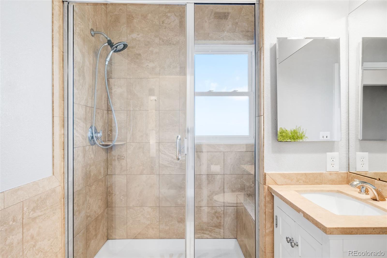 MLS Image #14 for 4645  elm court,denver, Colorado