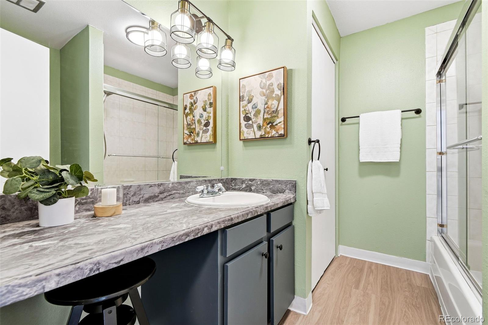 MLS Image #13 for 467 e highline circle,centennial, Colorado