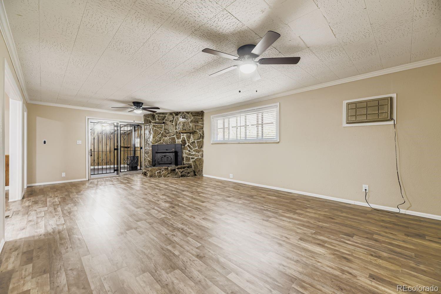 MLS Image #11 for 1221 s quieto way,denver, Colorado