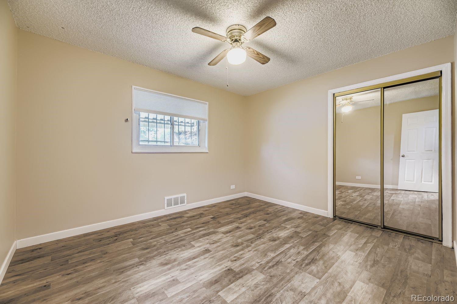 MLS Image #17 for 1221 s quieto way,denver, Colorado